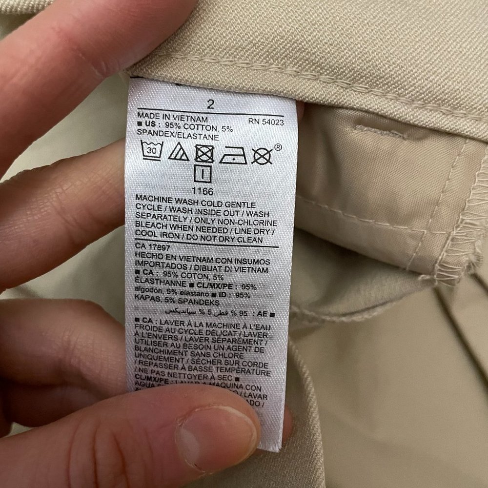 Old Navy Pixie Pant - image 4